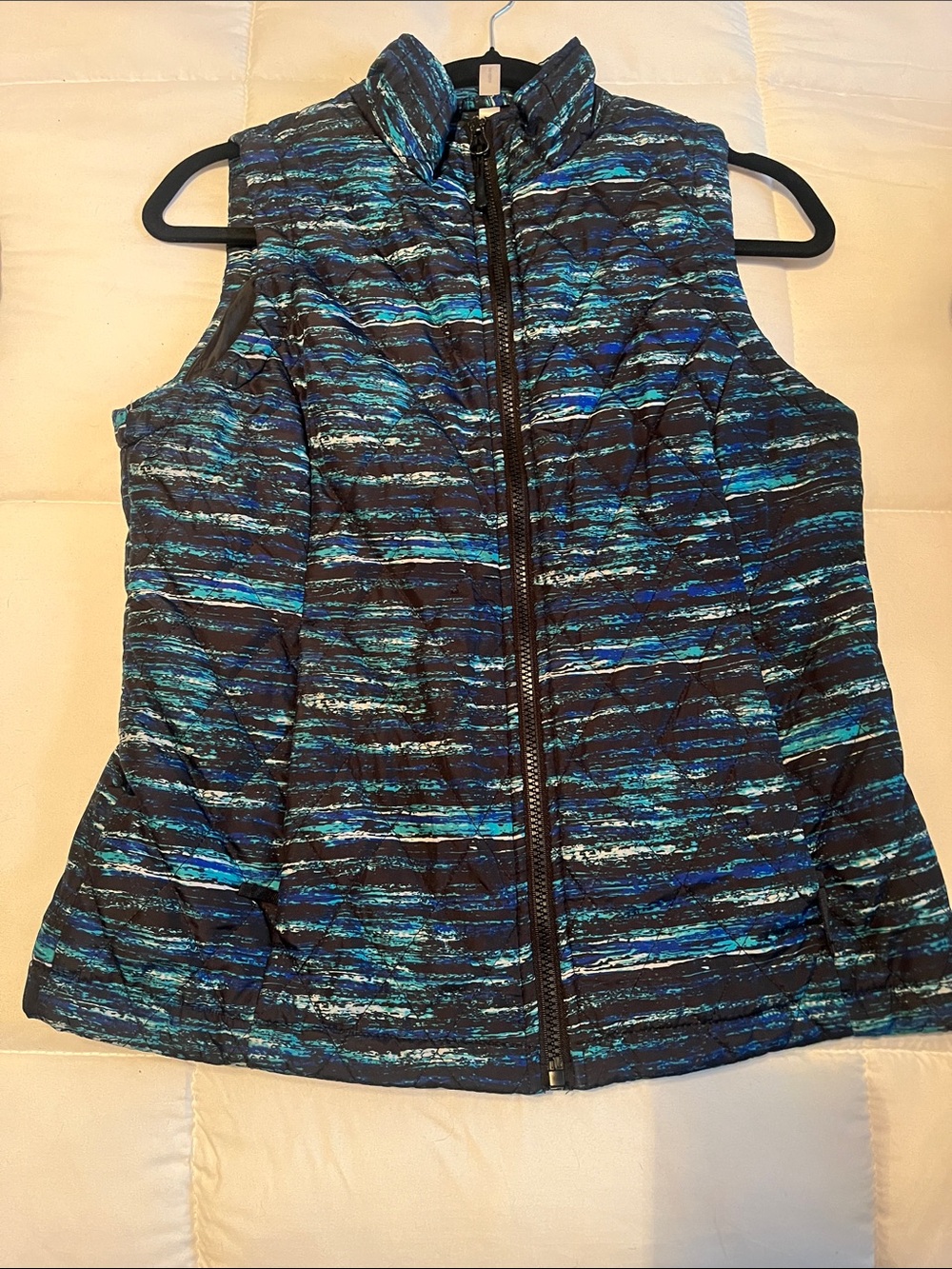 Exertek Quilted Puffer Vest in Blue Stripe